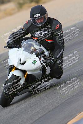 media/Jan-19-2024-Apex Assassins-CVMA Friday (Fri) [[74e94f2102]]/Trackday 1/Session 4 (Turn 6 Inside)/